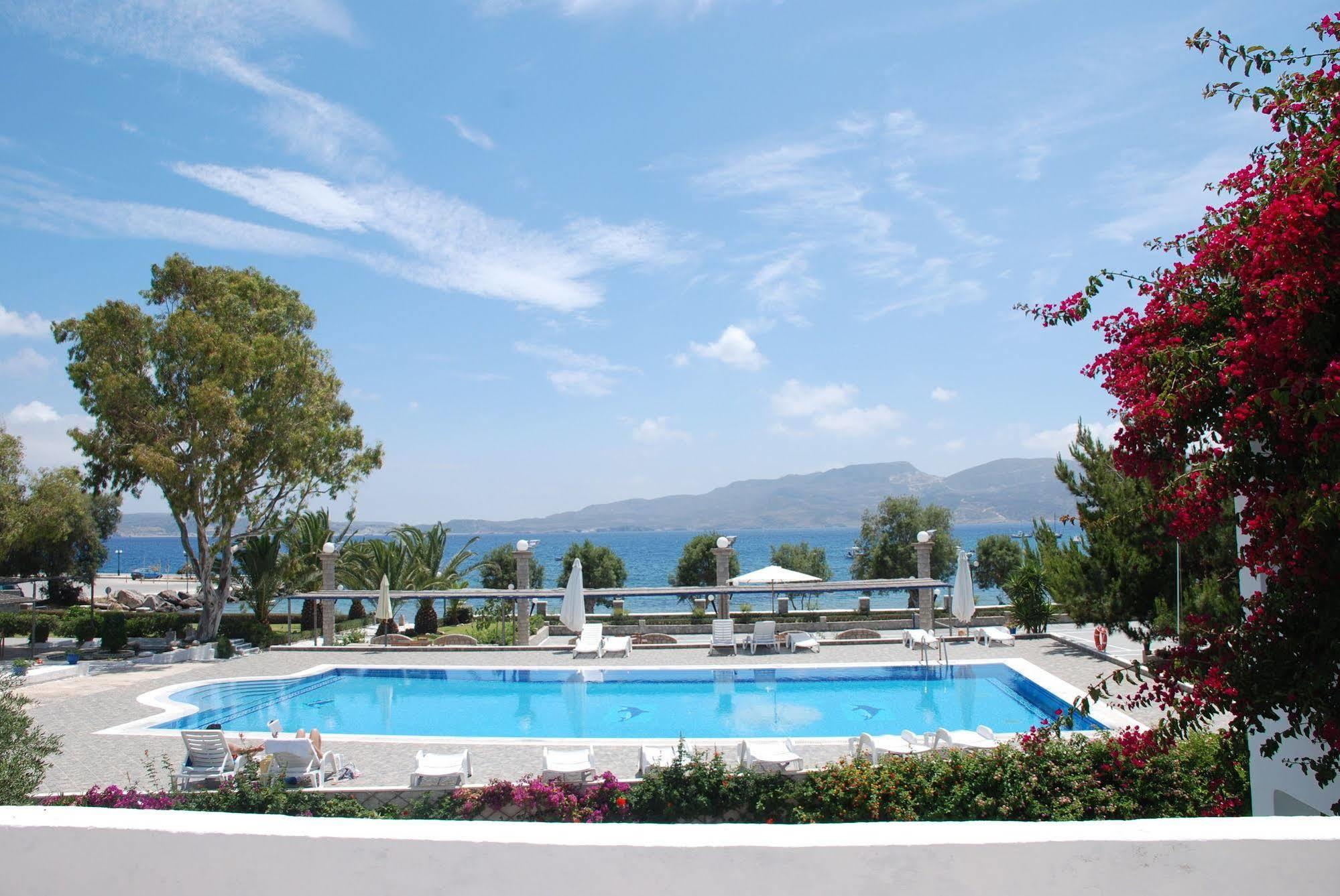 Lagada Beach Hotel Adamantas  Luaran gambar